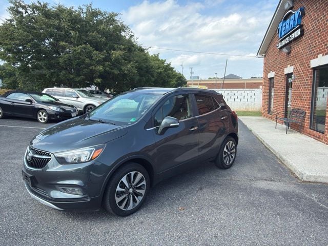 Pre-Owned 2018 Buick Encore Preferred II - photo - 1