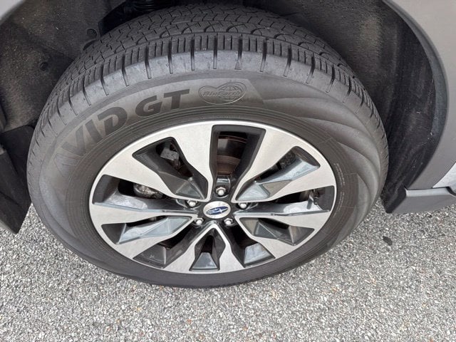 Pre-Owned 2025 Subaru Outback Limited - photo - 16