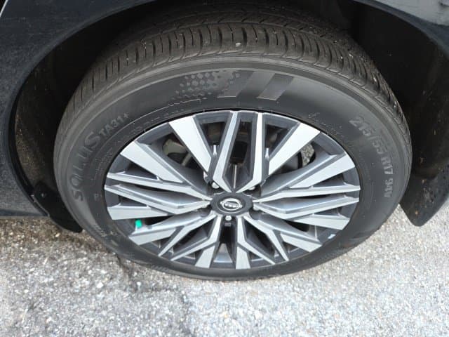 Pre-Owned 2024 Nissan Altima 2.5 SV - photo - 9