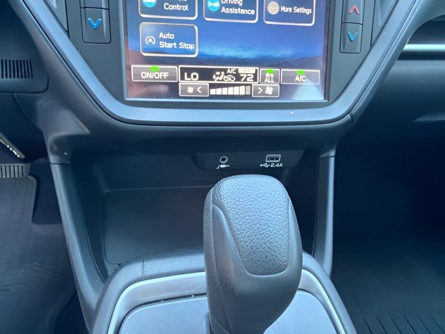 Pre-Owned 2024 Subaru Impreza Base - photo - 13