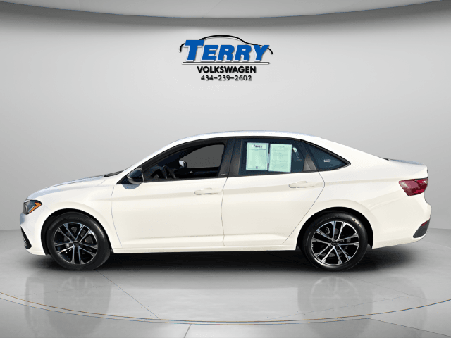 Pre-Owned 2025 Volkswagen Jetta 1.5T Sport - photo - 1
