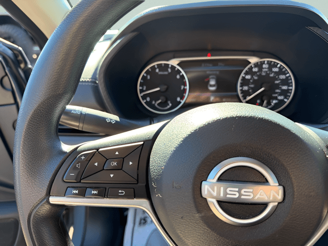 Pre-Owned 2024 Nissan Sentra SV - photo - 10