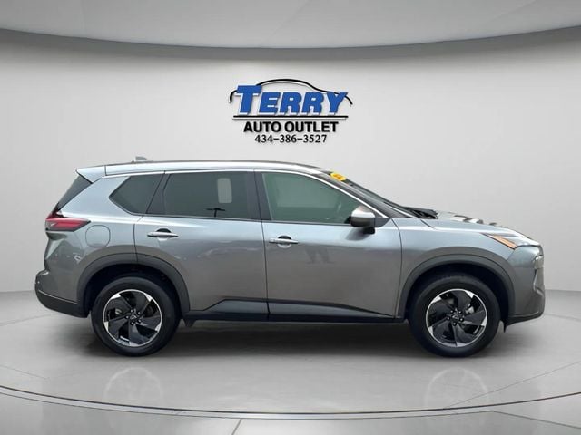 Pre-Owned 2025 Nissan Rogue SV - photo - 0