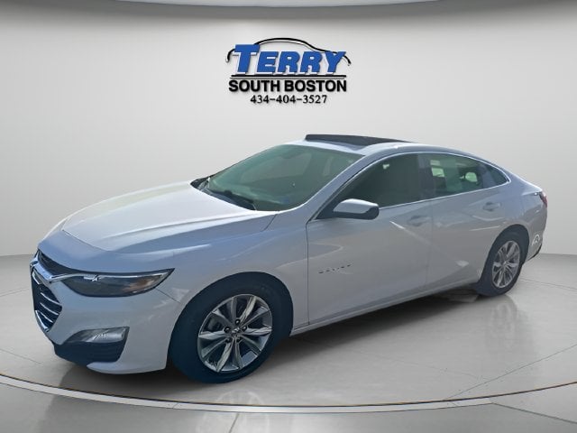 Pre-Owned 2024 Chevrolet Malibu LT - photo - 2