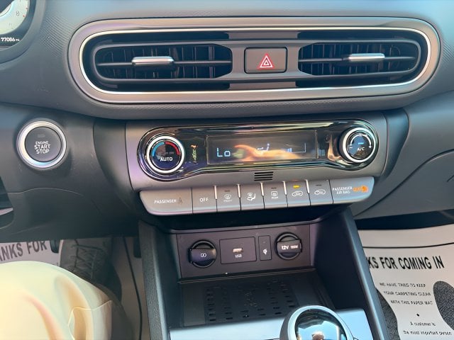Pre-Owned 2023 Hyundai Kona Limited - photo - 12