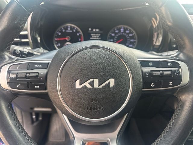 Pre-Owned 2023 Kia K5 GT-Line - photo - 9