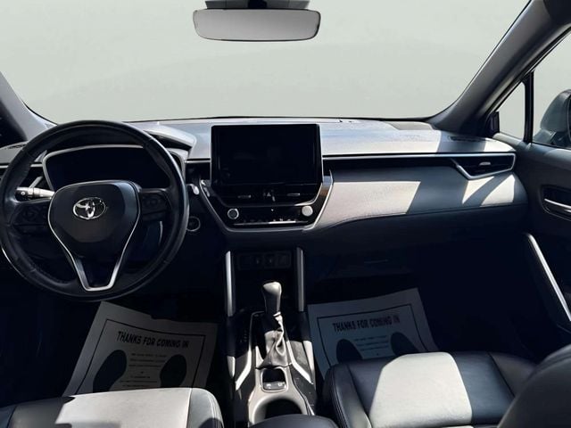 Pre-Owned 2023 Toyota Corolla Cross Hybrid XSE - photo - 6