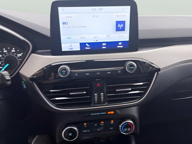 Pre-Owned 2021 Ford Escape SE - photo - 9
