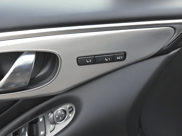 Pre-Owned 2023 INFINITI Q50 LUXE - photo - 15