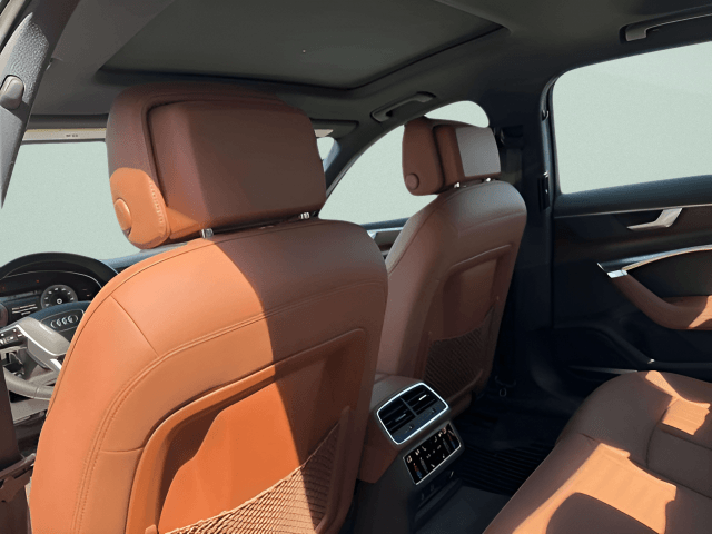 Pre-Owned 2023 Audi A6 45 Premium - photo - 4