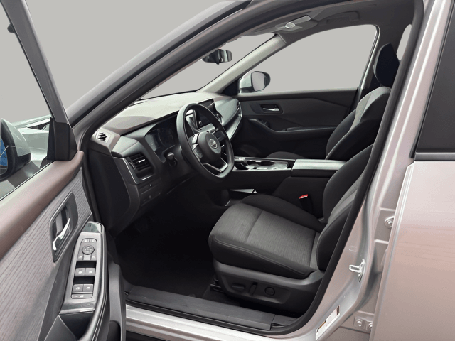 Pre-Owned 2023 Nissan Rogue SV - photo - 7