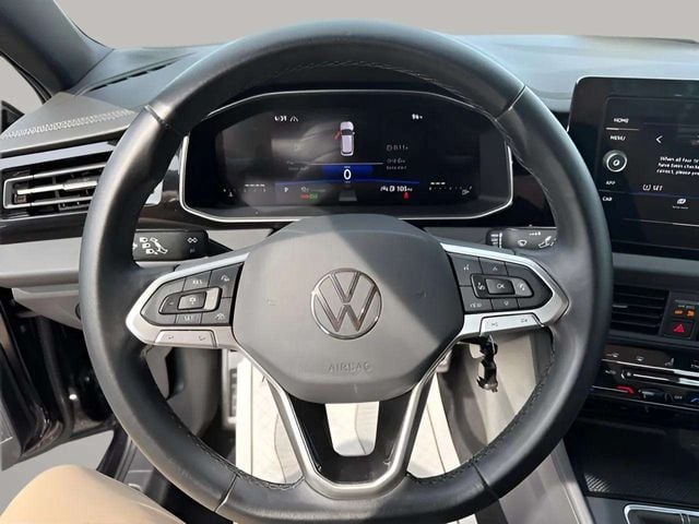 Pre-Owned 2025 Volkswagen Jetta 1.5T Sport - photo - 3