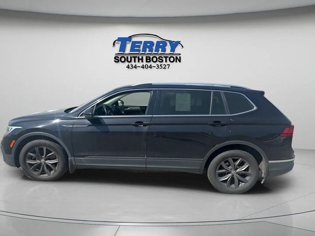 Pre-Owned 2022 Volkswagen Tiguan 2.0T SE - photo - 1