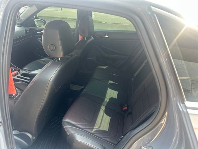 Pre-Owned 2022 Volkswagen Jetta GLI 2.0T Autobahn - photo - 15