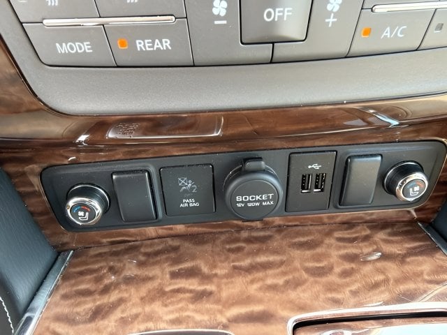 Pre-Owned 2020 Nissan Armada Platinum - photo - 21