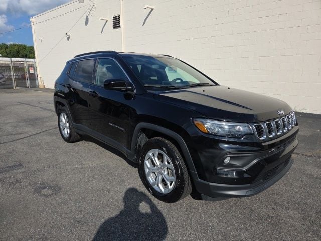 Pre-Owned 2024 Jeep Compass Latitude - photo - 7