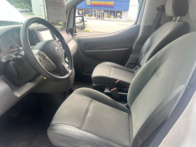 Pre-Owned 2021 Nissan NV200 S - photo - 16