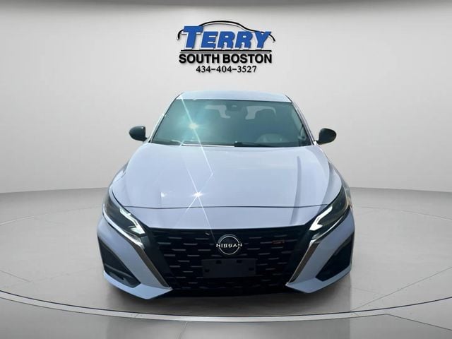 Pre-Owned 2024 Nissan Altima 2.5 SR - photo - 1