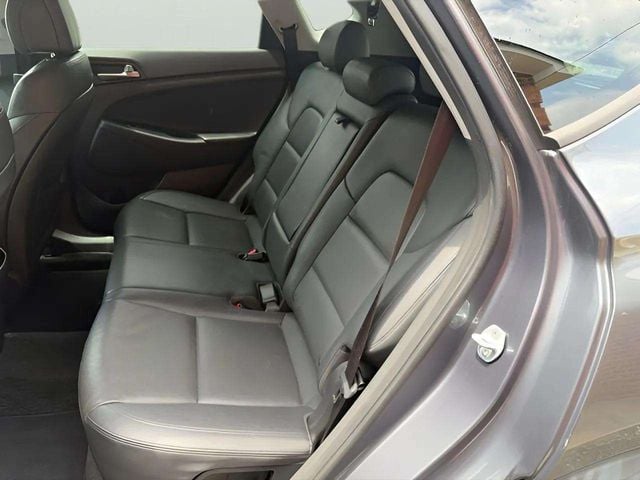 Pre-Owned 2016 Hyundai Tucson Limited - photo - 12
