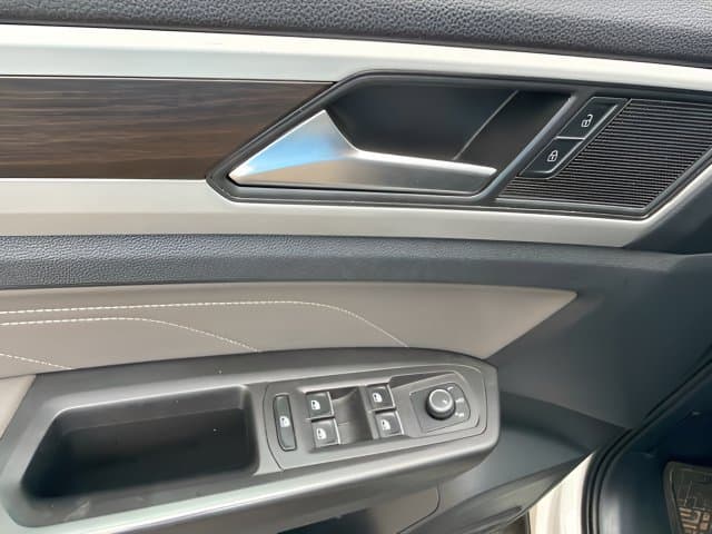 Pre-Owned 2022 Volkswagen Atlas 2.0T SE - photo - 9