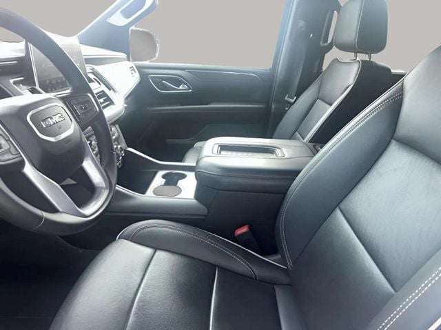 Pre-Owned 2024 GMC Yukon SLT - photo - 14
