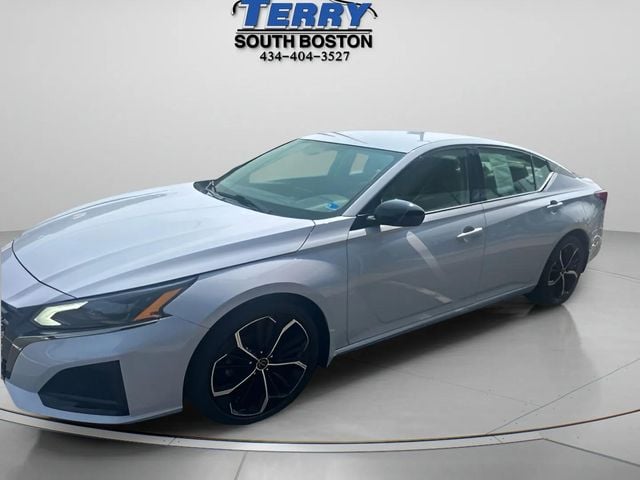 Pre-Owned 2024 Nissan Altima 2.5 SR - photo - 2