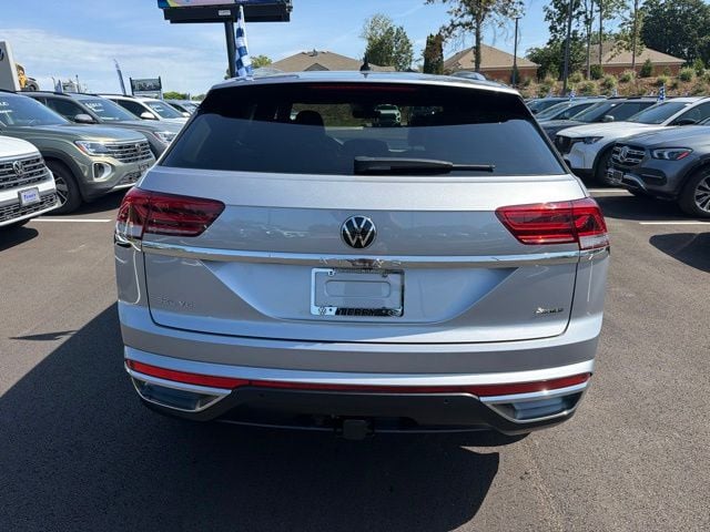 Pre-Owned 2023 Volkswagen Atlas Cross Sport 3.6L V6 SEL - photo - 1