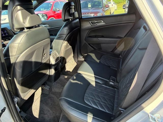 Pre-Owned 2023 Kia Sportage X-Line - photo - 5