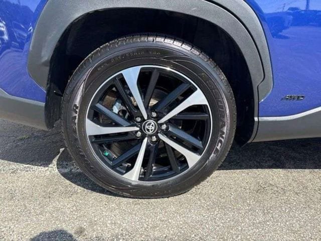 Pre-Owned 2023 Toyota Corolla Cross Hybrid XSE - photo - 9