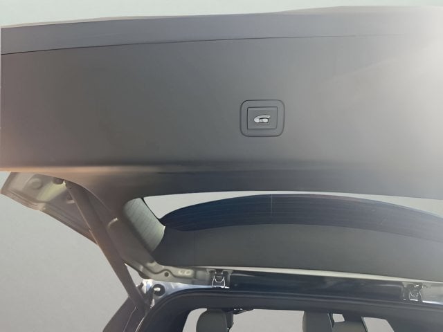 Pre-Owned 2023 Chevrolet Traverse LT - photo - 7