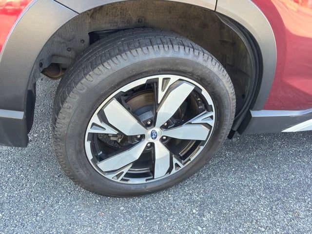 Pre-Owned 2020 Subaru Forester Touring - photo - 16