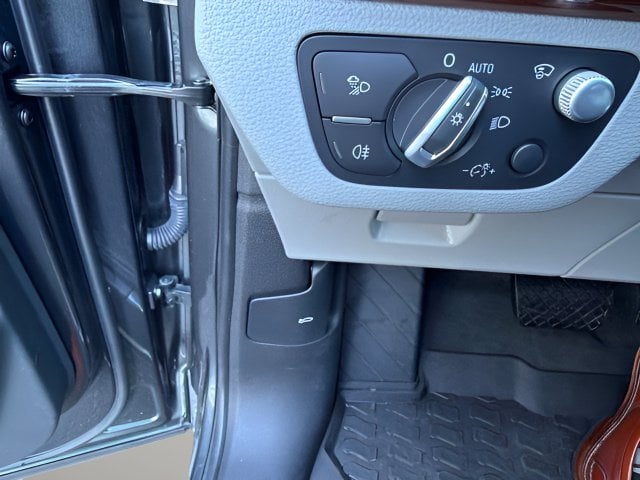 Pre-Owned 2022 Audi Q5 45 S line Prestige - photo - 8