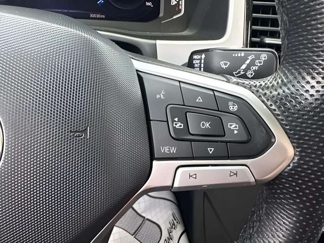 Pre-Owned 2023 Volkswagen Atlas 3.6L V6 SEL Premium R-Line - photo - 25