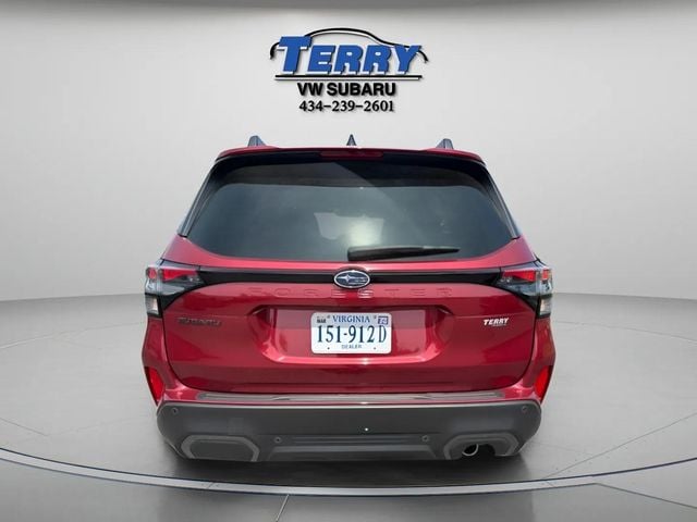Pre-Owned 2025 Subaru Forester Limited - photo - 2