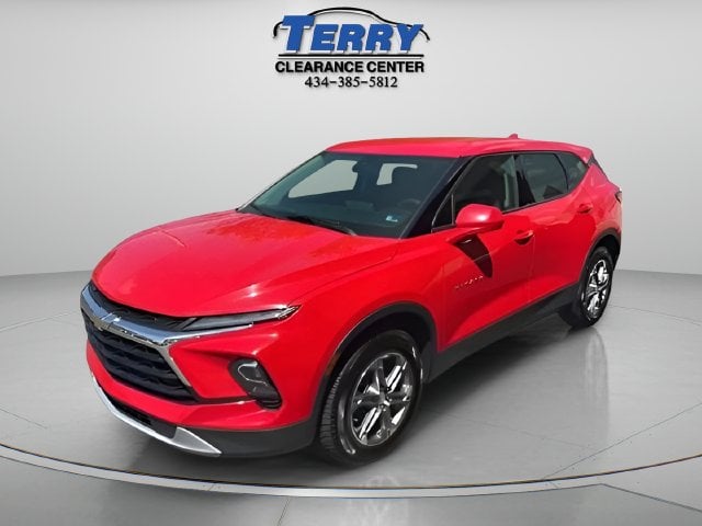 Pre-Owned 2023 Chevrolet Blazer LT - photo - 2