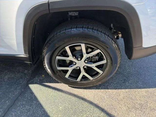 Pre-Owned 2025 Jeep Grand Cherokee Limited - photo - 16