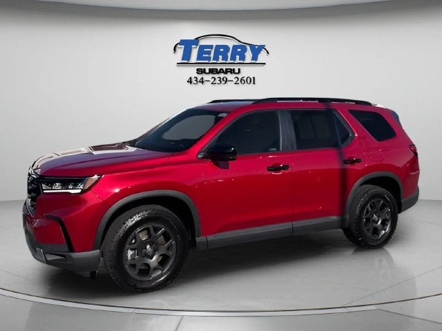 Pre-Owned 2025 Honda Pilot TrailSport - photo - 2