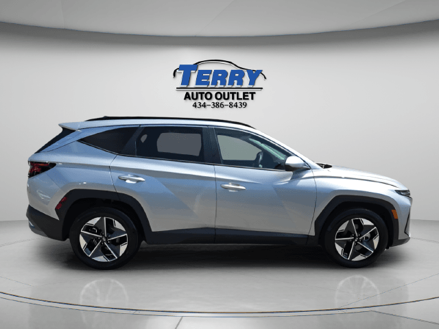 Pre-Owned 2025 Hyundai Tucson SEL - photo - 0
