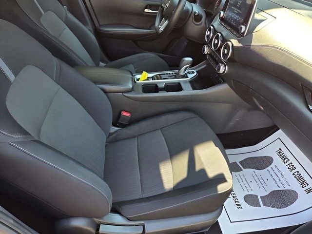 Pre-Owned 2024 Nissan Sentra SV - photo - 4