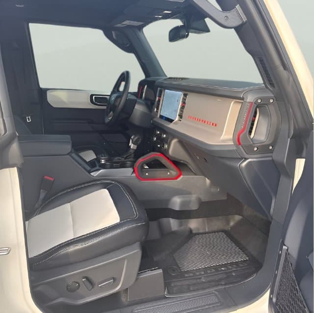 Pre-Owned 2026 Ford Bronco Outer Banks - photo - 15
