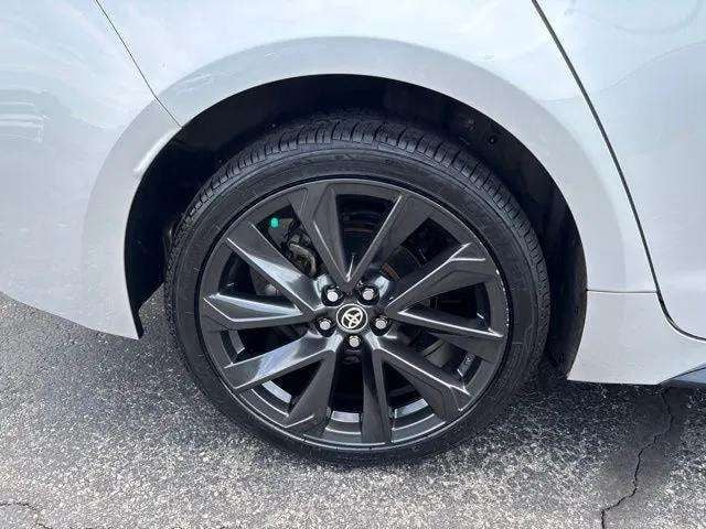 Pre-Owned 2023 Toyota Corolla SE - photo - 11