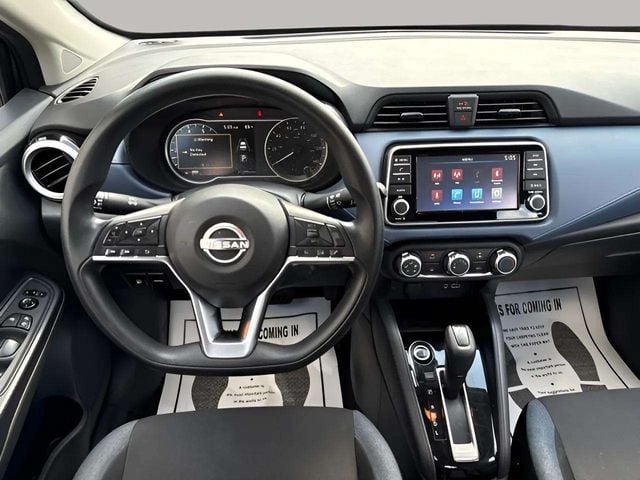 Pre-Owned 2023 Nissan Versa 1.6 SV - photo - 5