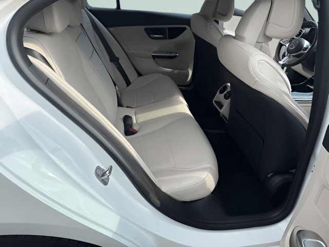 Pre-Owned 2025 Mercedes-Benz C-Class C 300 - photo - 25