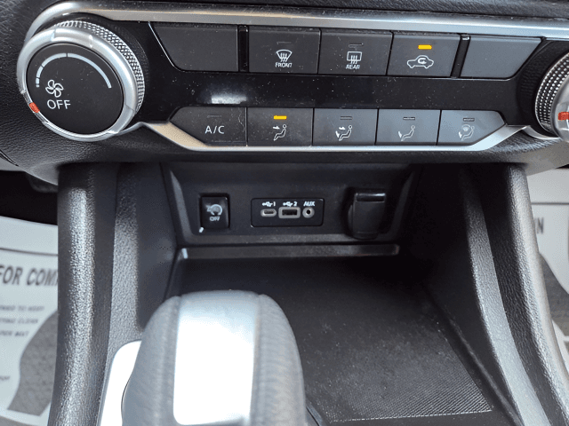 Pre-Owned 2024 Nissan Sentra SV - photo - 6