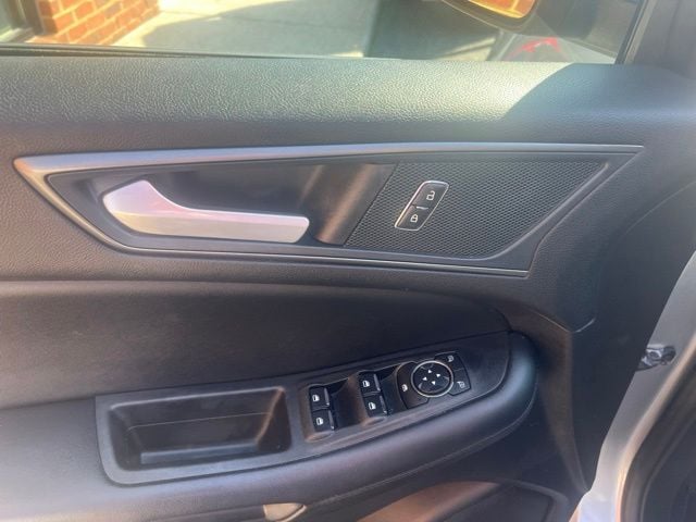 Pre-Owned 2021 Ford Edge SE - photo - 10