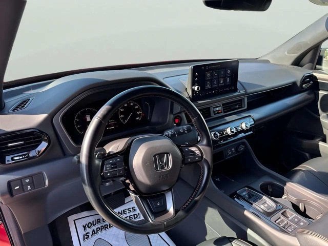 Pre-Owned 2025 Honda Pilot TrailSport - photo - 5