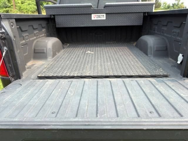 Pre-Owned 2024 Chevrolet Silverado 1500 LT Trail Boss - photo - 23