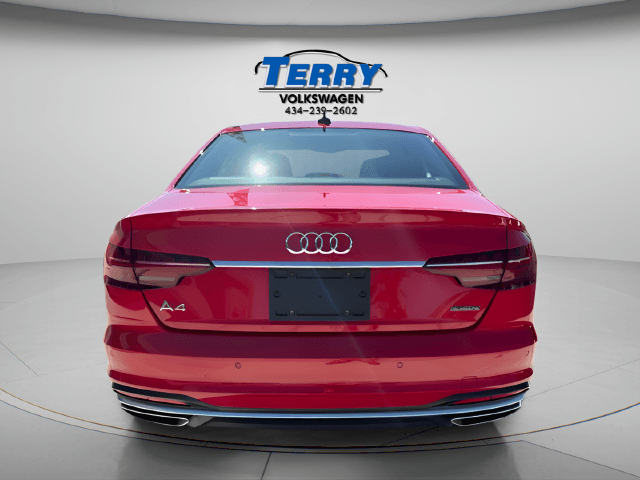 Pre-Owned 2024 Audi A4 45 S line Premium Plus - photo - 2