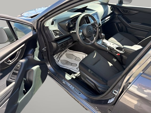 Pre-Owned 2022 Subaru Impreza Base - photo - 4
