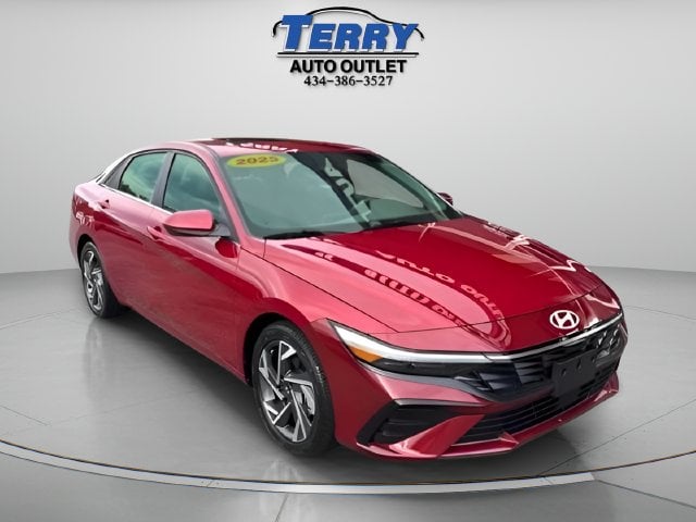 Pre-Owned 2025 Hyundai Elantra SEL Convenience - photo - 1